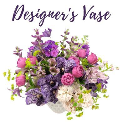 Designers Choice Vase in Delafield Wisconsin, Flora Elements